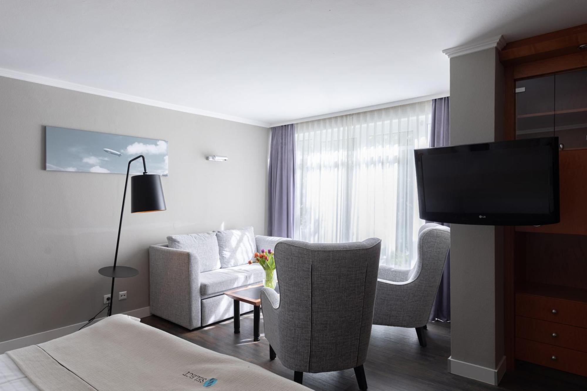Select Hotel Friedrichshafen Phòng bức ảnh
