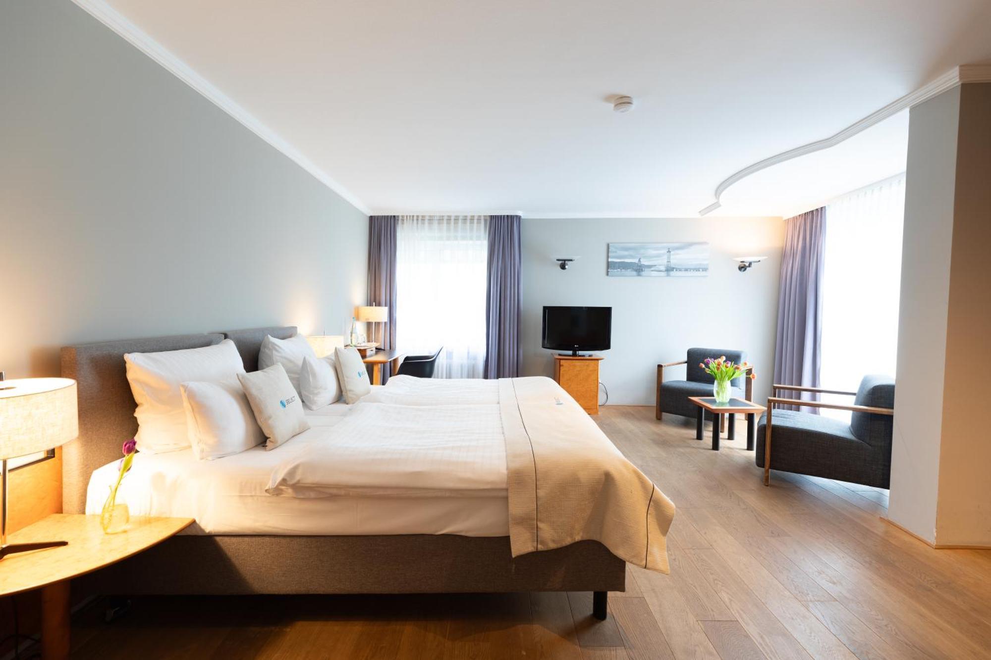 Select Hotel Friedrichshafen Ngoại thất bức ảnh