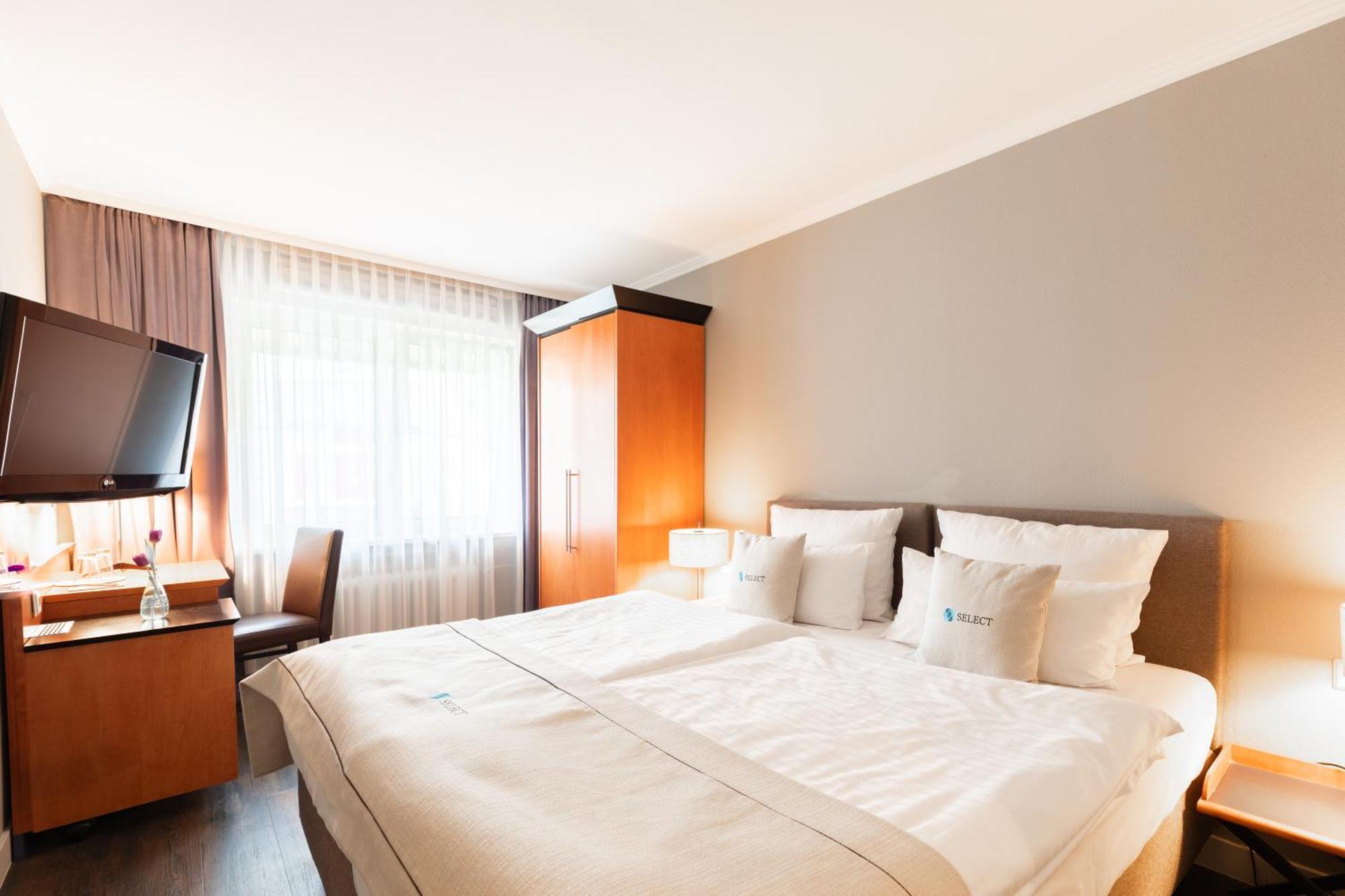 Select Hotel Friedrichshafen Ngoại thất bức ảnh